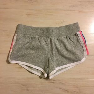 Very cute 'n comfy jogging shorts